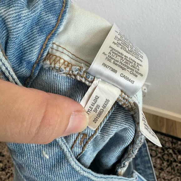 Madewell Mid-Rise Frayed Raw Hem Relaxed Denim Shorts Dunwoody Wash Blue 33 - Picture 11 of 11